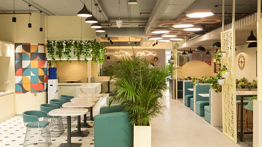 Why a Coworking Day Pass in Bangalore Is Perfect for Hybrid Workers?